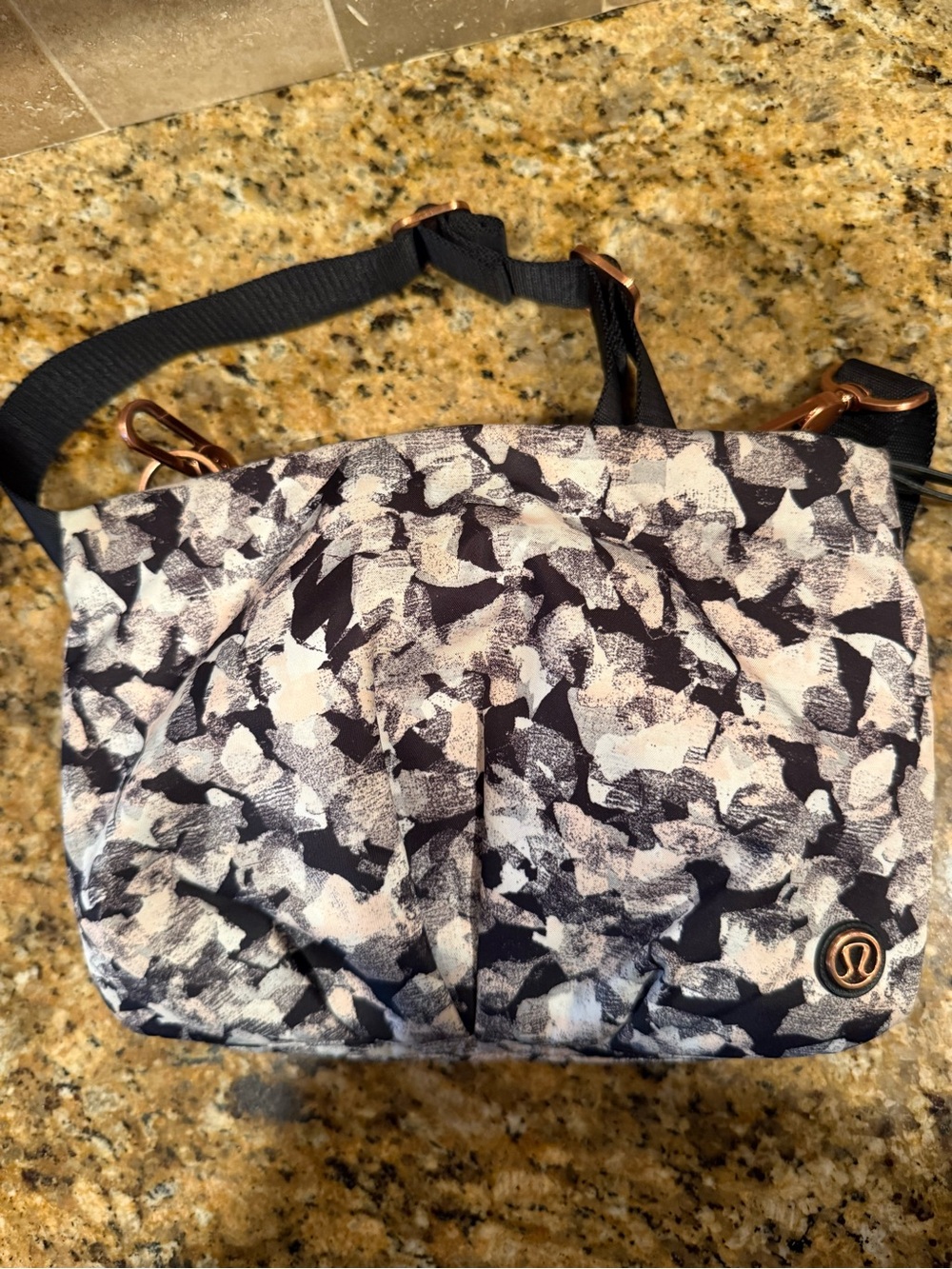 Lululemon Printed Crossbody Bag in Monochrome Abstract